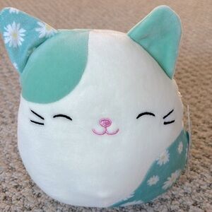 KESLA THE CAT SQUISHMALLOW